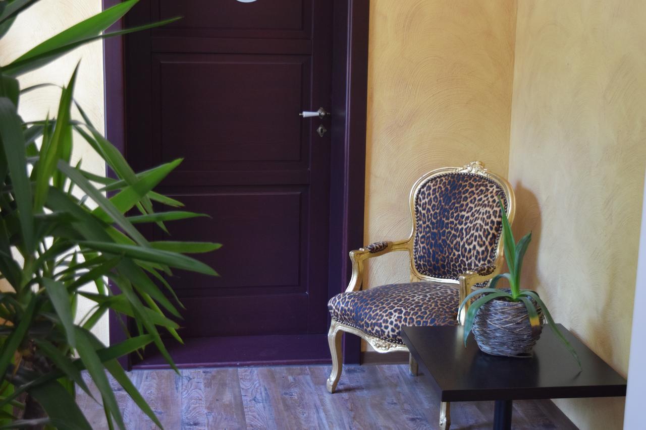 Hotel Arte Vida Ohg Шпремберг Екстериор снимка