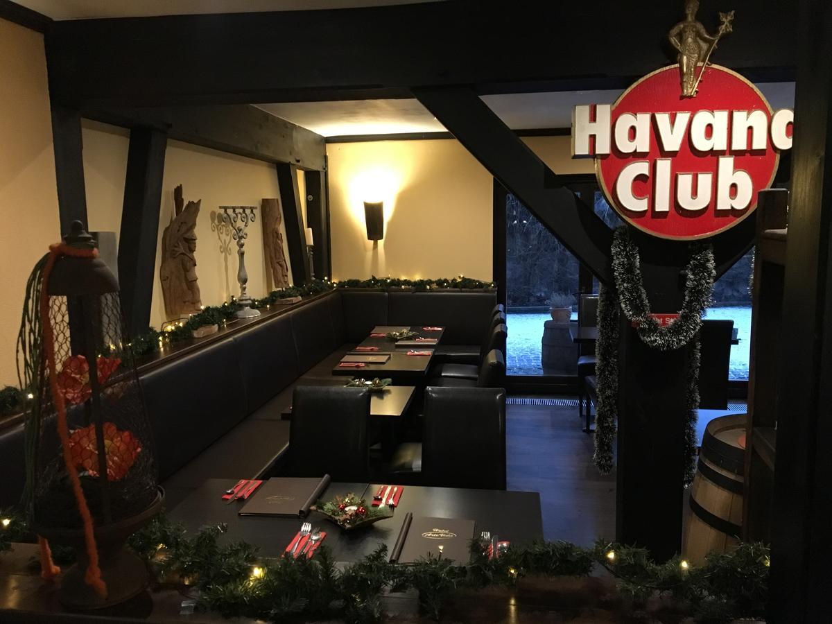 Hotel Arte Vida Ohg Шпремберг Екстериор снимка