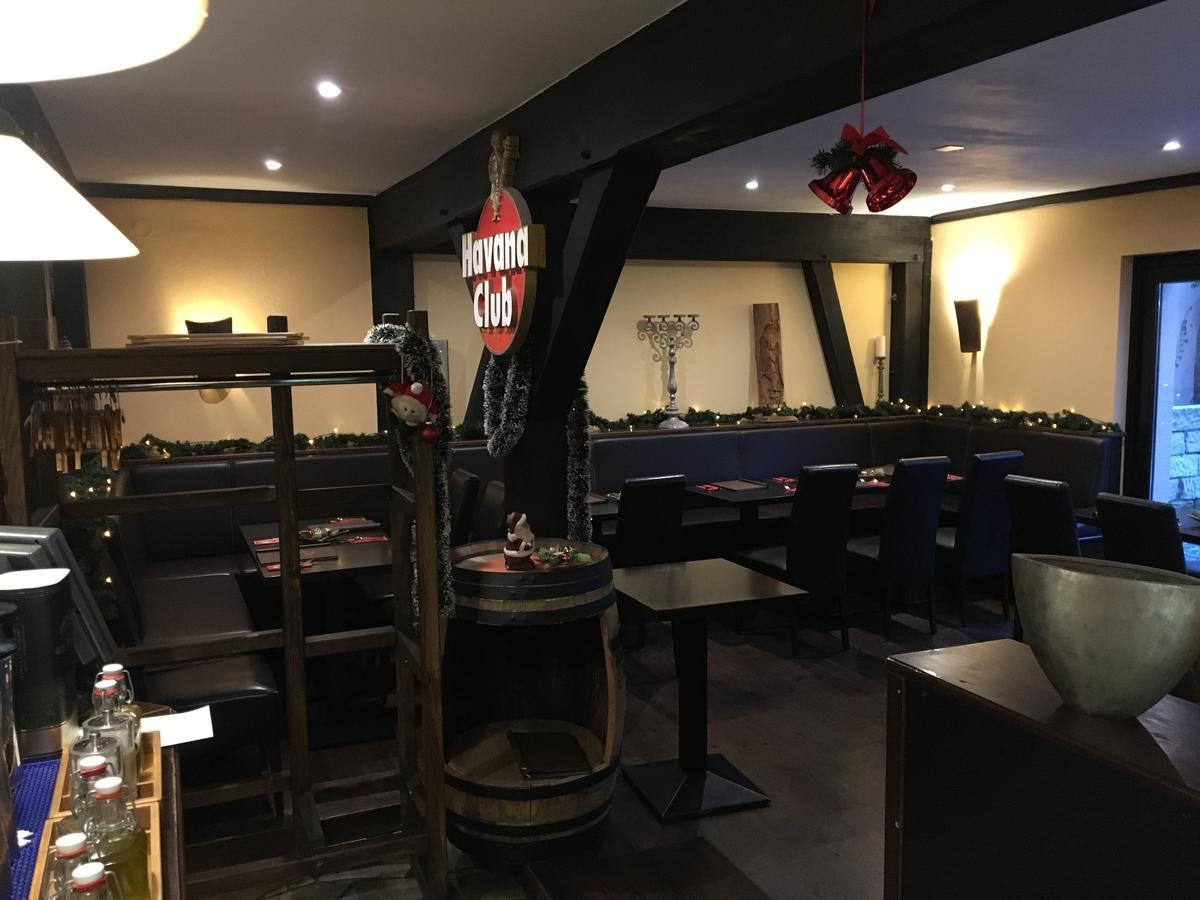 Hotel Arte Vida Ohg Шпремберг Екстериор снимка