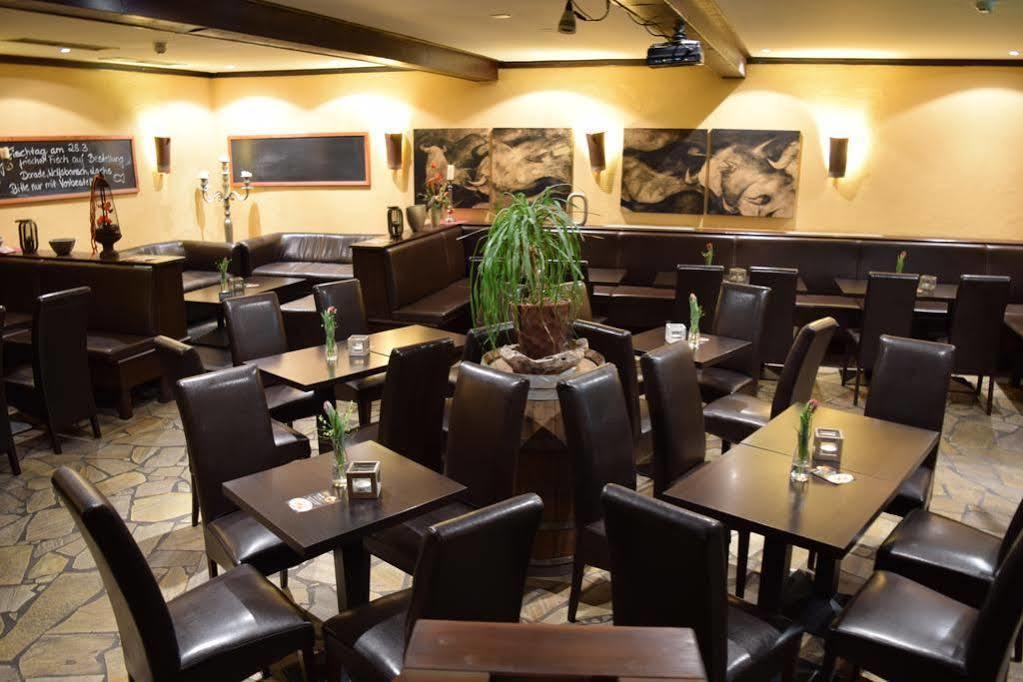 Hotel Arte Vida Ohg Шпремберг Екстериор снимка